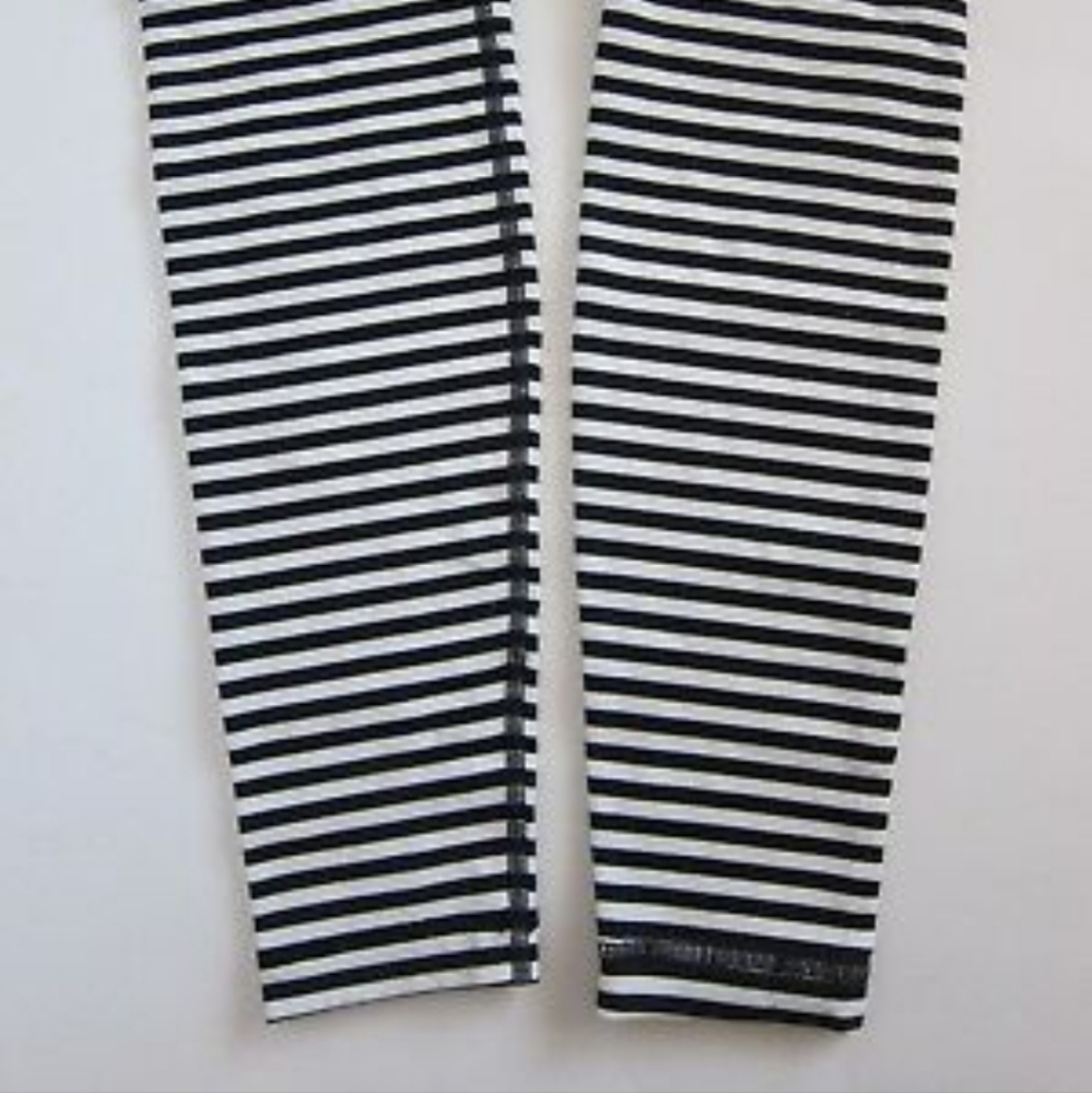 Lululemon Wonder Under Bold Stripe 2, Size 4 - image 3